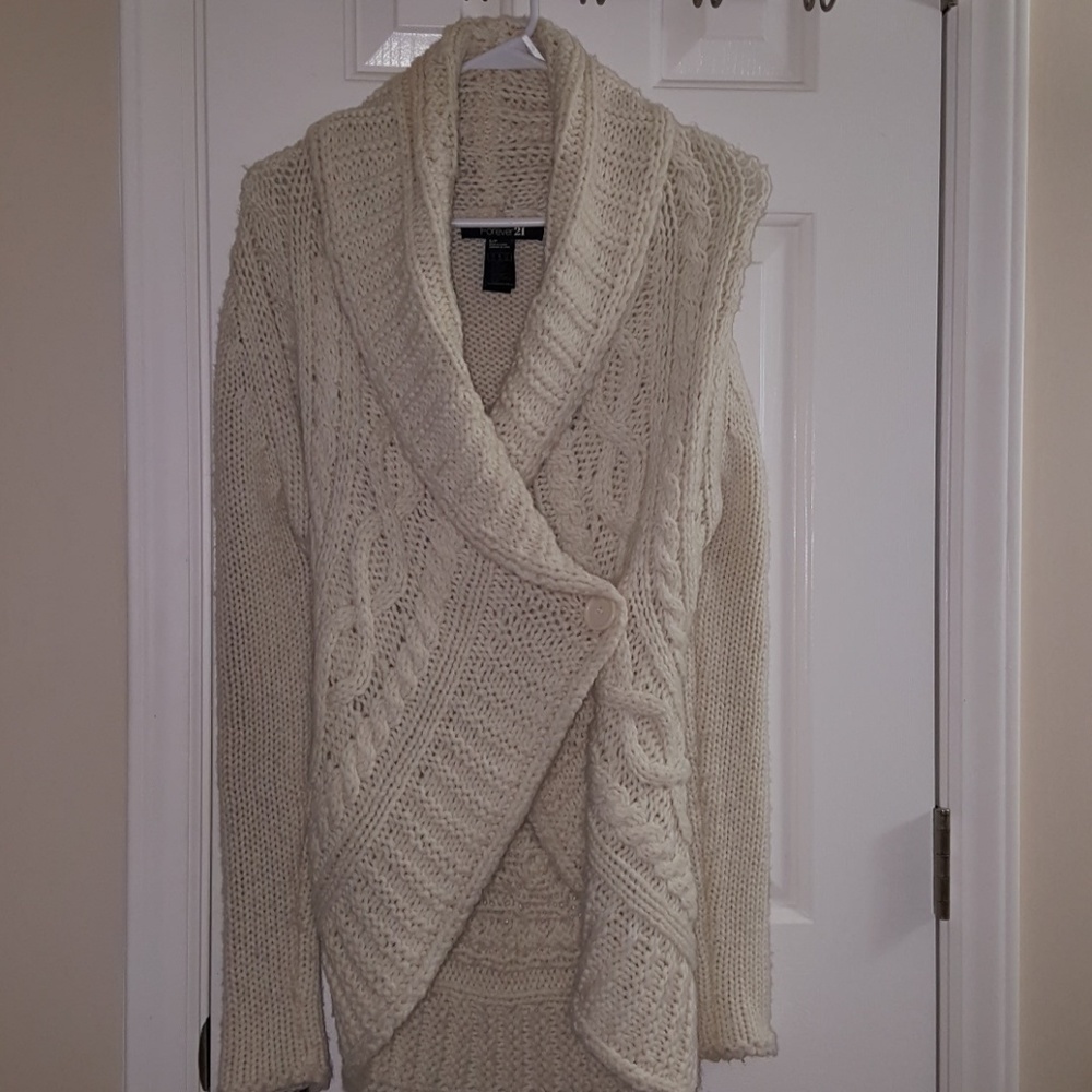** Sweater**